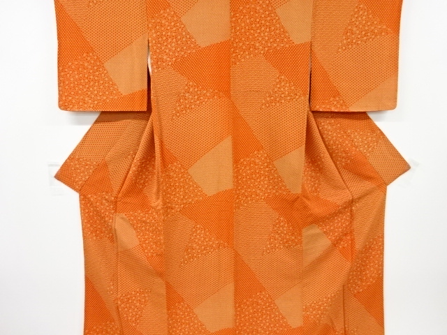 縮緬地石畳に花古典柄小紋着物